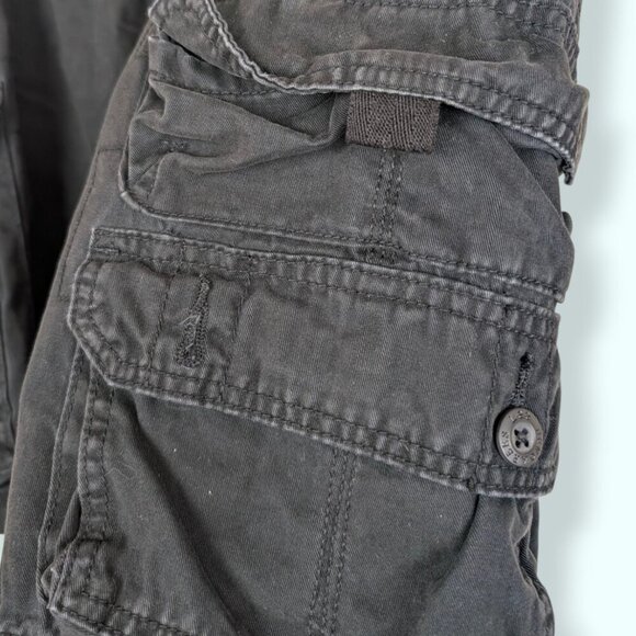 Lee Dungarees Black Cargo Shorts - Picture 5 of 8